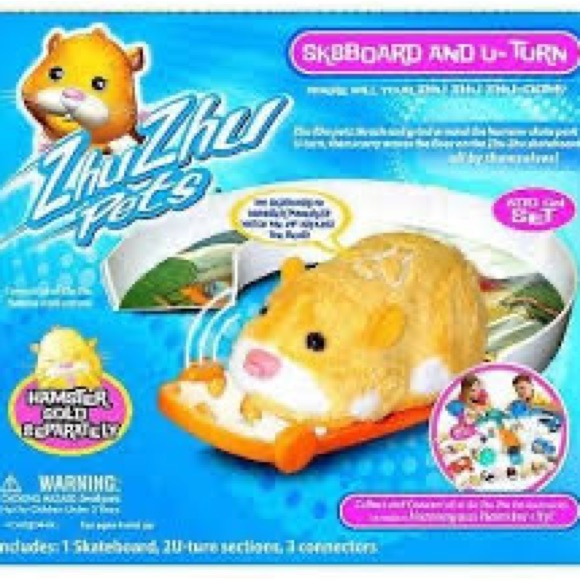 Zhu Zhu pets skateboard and U turn - Picture 1 of 3